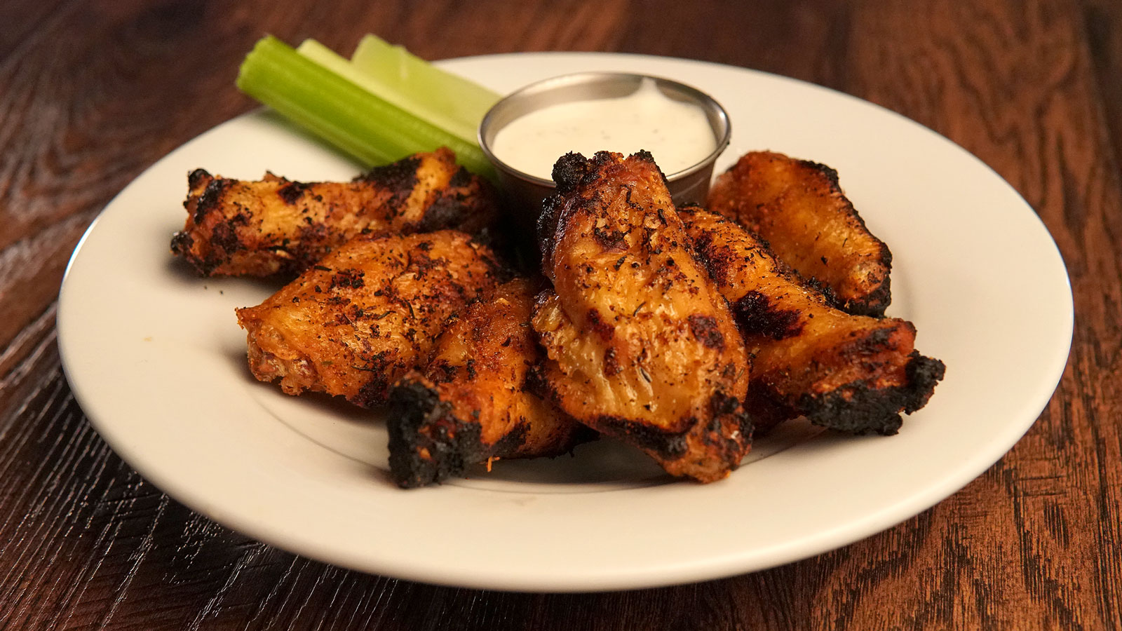 Wings-Charred-Small_Olo-01